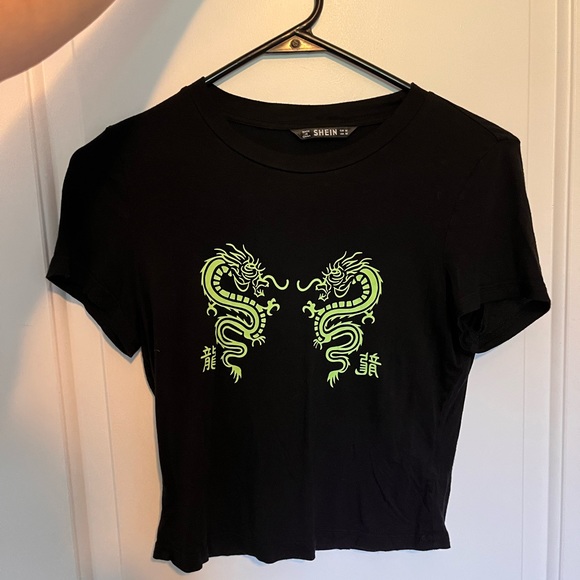 Green Dragon Crop Top - Picture 1 of 2